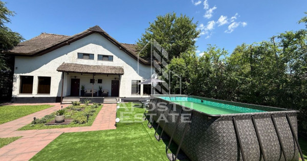 Pensiune amenajata 10 camere, 10 bai, 2 bucatarii, in Del...