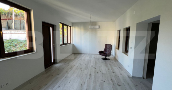 Casa 2 camere, 43 mp, zona Centrala