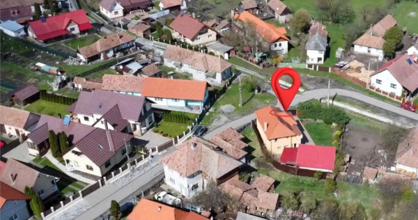 FILM!Vila cocheta, renovata, 400 mp teren,garaj,pivnita,Bran