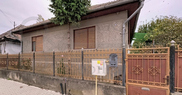 Casă individuală 3 camere, 100 mp, teren 450 mp, Aviației