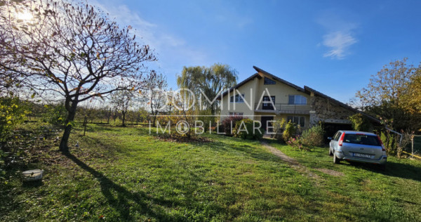 Casă spațioasă P+M, str. Cr&icirc;ngului - cartier Dumbrava