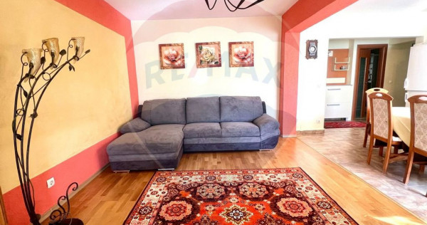 De închiriat apartament cu 4 camere, zona Dacia