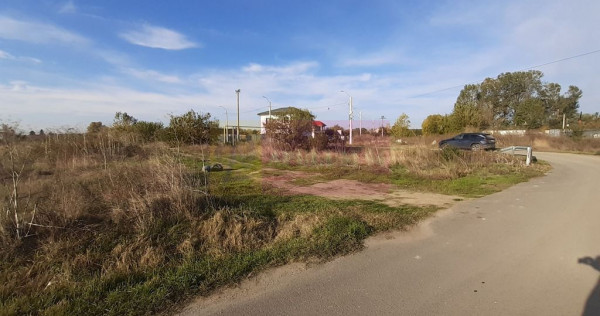 Teren la Asfalt cu utilități alături (Curent & Gaz) l?...