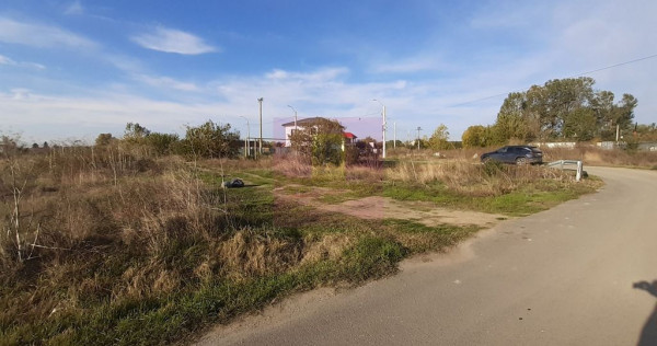 Teren la Asfalt cu utilități alături (Curent & Gaz) l?...