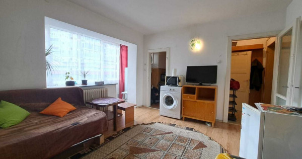 Garsoniera bloc de apartamente zona Judetean