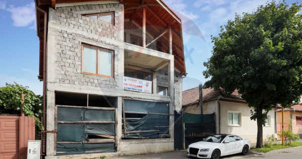 CASA LA ROSU | TOMIS 21 | 325MP | 346MP CURTE | 470 TEREN...