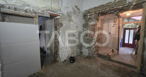 Apartament la casa de vanzare 2 camere 59mp zona Piata Cluj