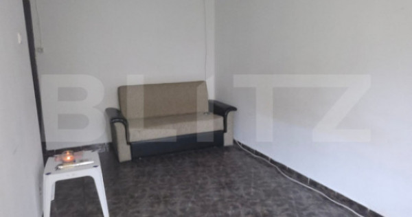 Garsoniera, 22 mp, zona Democratiei