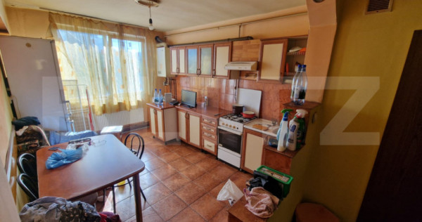 Garsoniera de 36 mp, decomandata, etajul 1, zona Decebal