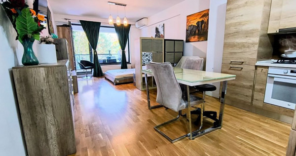 Iancu Nicolae- Gradina Zoologica- Jolie Ville- Loc parcare