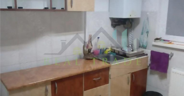 Apartament 3 camere zona Grivitei