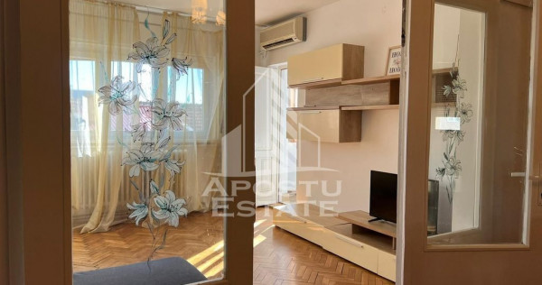 Apartament cu 4 camere, 2 bai în Piața Unirii, Timișoara