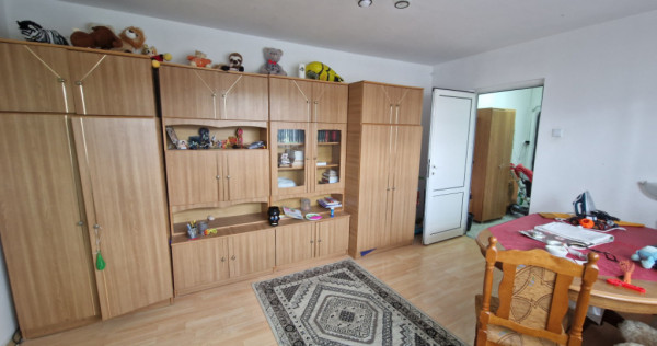 Apartament 2 camere, 48 mp, zona Albina