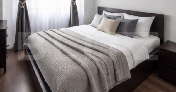 Apartament cu 3 camere, 2 bai, 66 mp /zona Tractorul