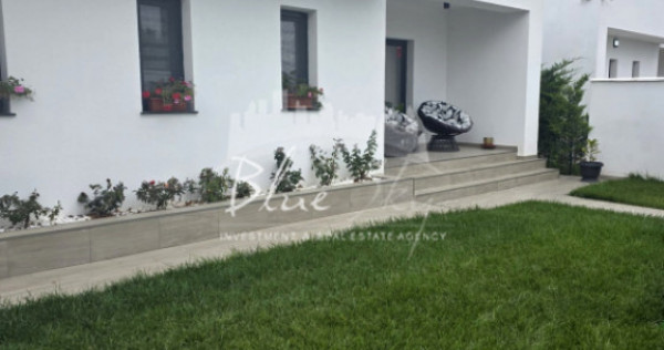 Casa 3 camere situata la intrare in Lazu