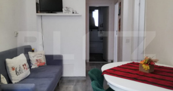 Apartament cu 2 dormitoare, 54 mp, 3 balcoane, Zona Eroilor