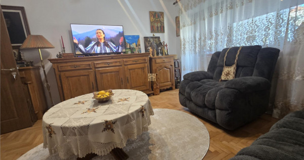 Apartament 4 camere – bloc Belvedere! Suceava! De ! 072...