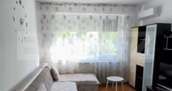 Apartament cu 2 camere, 46 mp, zona Lipovei