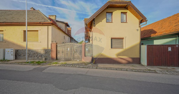 Comision 0 %! Casă de vânzare în Săcele, zona Cernatu!