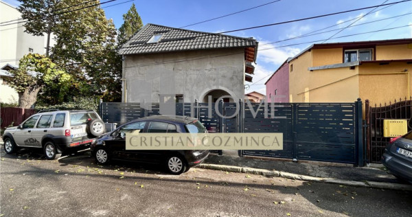 Casa cu 5 camere, P M, 2 bai, acces auto 2 strazi, Ploiesti,