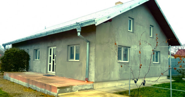 Casa in Mitocul Dragomirnei