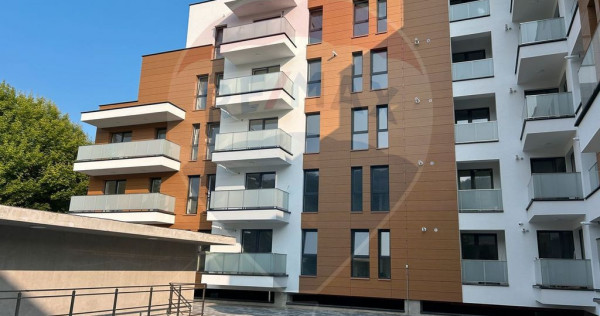 Apartament cu 3 camere de v&acirc;nzare &icirc;n bloc nou, zona Cen...