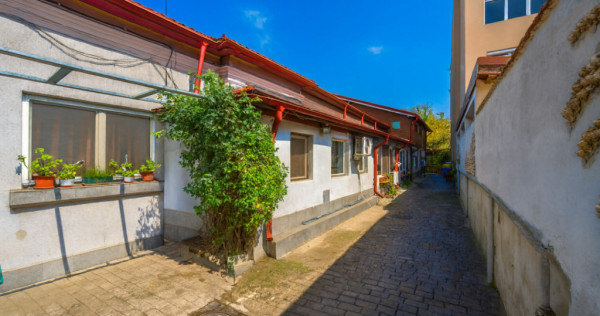 VIILOR - ECHINOCTIULUI, CASA 211 MP UTILI, LOT 460 MP!
