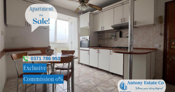 Apartament de , tip A, 3 camere semidecomandat, Central-Orad