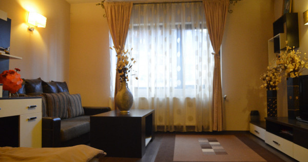 Sinaia-De vanzare pensiune cu 18 camere functionala