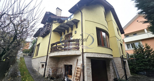 Apartament la casa, curte proprie, zona Gradinii Botanice