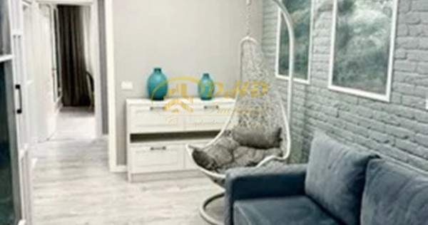 Apartament 4 camere in Nicolina