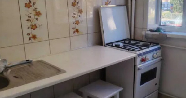 Garsoniera semidecomandat - zona Astra