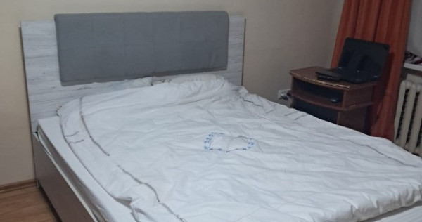 De inchiriat garsoniera in zona Tineretului