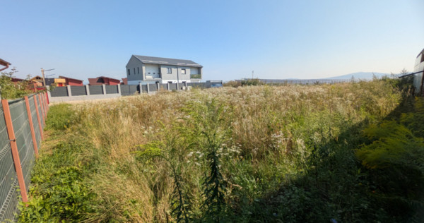 Teren intravilan 608 mp Cartier Izvor-Tarlungeni (Brasov)