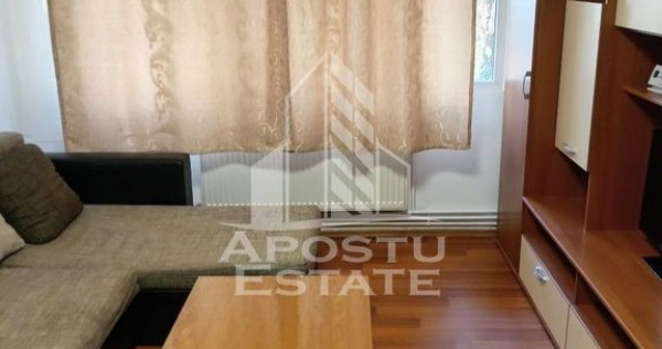 Apartament cu 2 Camere, Zona Take Ionescu, Centrala Propr...