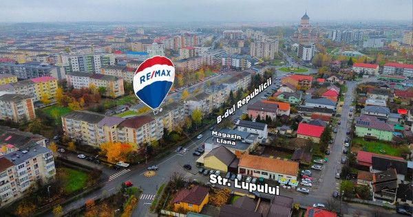 Republicii, apartament cu 4 camere de vanzare!