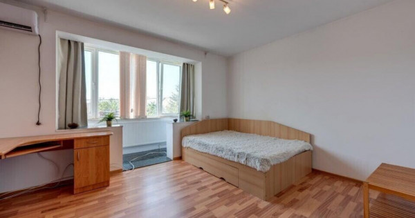 Garsoniera spatioasa, strada curata si linistita in