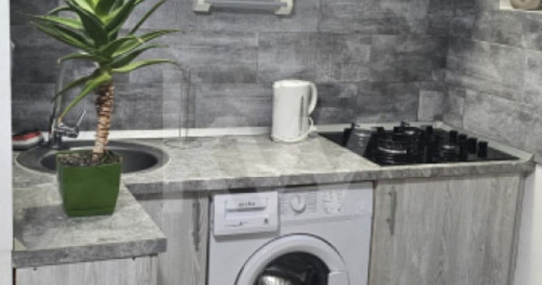 Apartament 2 camere V. Rosie - ideal pentru studenti sau inv