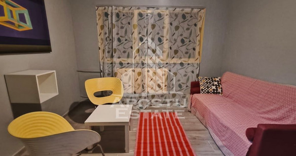 Garsoniera la etajul 2, mobilata, zona Complexului Studen...