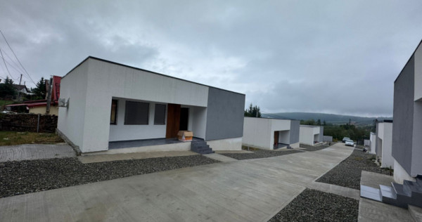 Casa cu 3 camere in Tocile