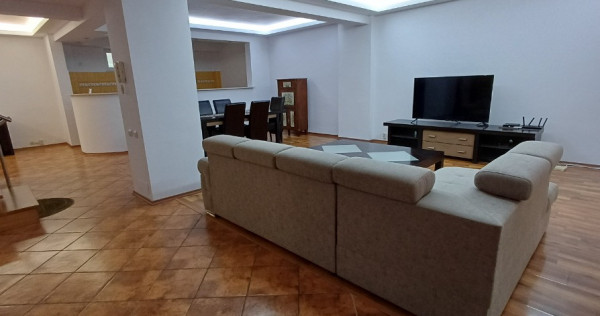 Vila 5 camere, zona Ion Mihalache