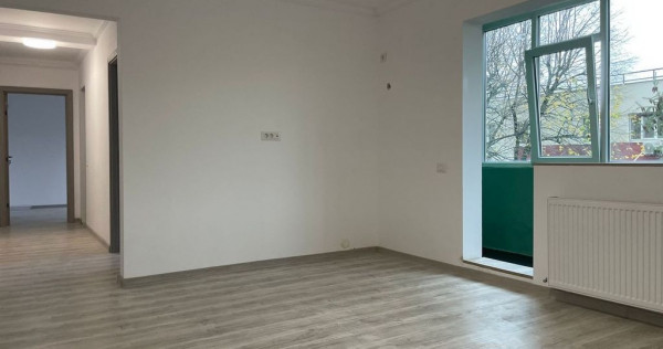 Apartament 3 camere-72mp/renovat/Berceni langa metrou