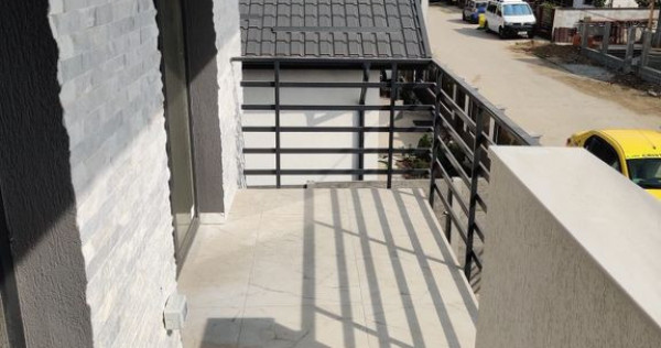 Confort, stil și liniște – vilă duplex modernă în ...