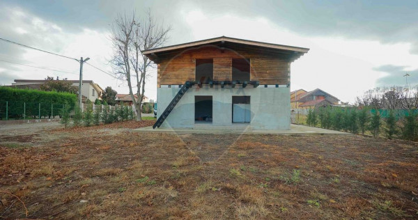 Casă P+M în construcție cu teren de 500 mp zona Aqua P...