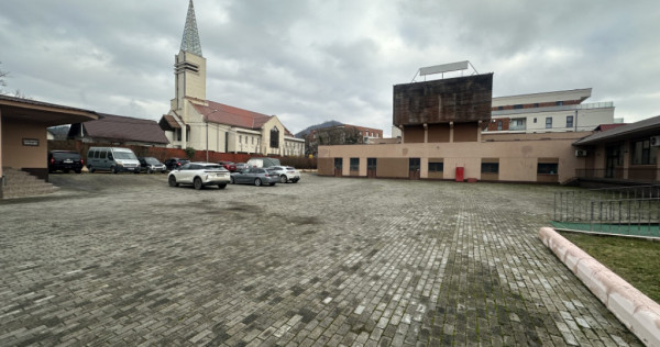 Spații comerciale și Teren 6000 mp - Baia Mare