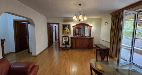 Apartament pe 2 etaje l curte de 187 mp HERASTRAU