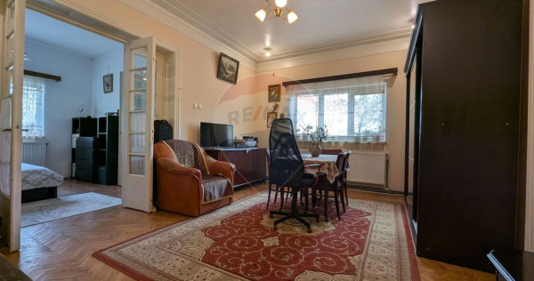 V&acirc;nzare Casă / Vilă cu 11 camere &icirc;n zona Iancului