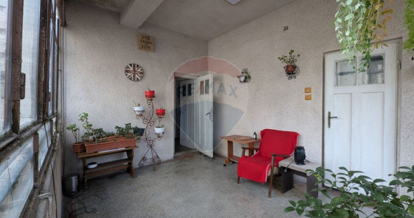 V&acirc;nzare Casă / Vilă cu 11 camere &icirc;n zona Iancului