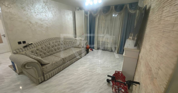 3 Camere- Etaj 1/8 -Centrala proprie- Piata Rahova