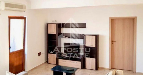 Apartament 3 camere, zona Intim - Andrei Saguna